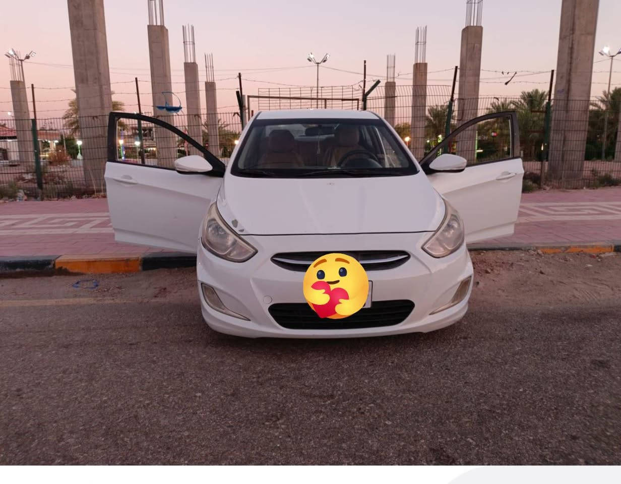 سلام عليكم سيارة اكسنت موديل 2017 مكفوله ماعده بل چاملق ال وره مصبوغ مو گله دويره الباقي كله كفاله السياره الله يشهد مثل ما اموضحه بل صوره حلوه او نضيفه المحرك 1400 او گير كلشي مابي الساره مانقصهة اي شي /ماشيه عشرين الف / مكاني نجف حي ميسان الاستفسار على الرقم *********** السعر 85 او بيهة مجال ابو 75 لا تعلق

