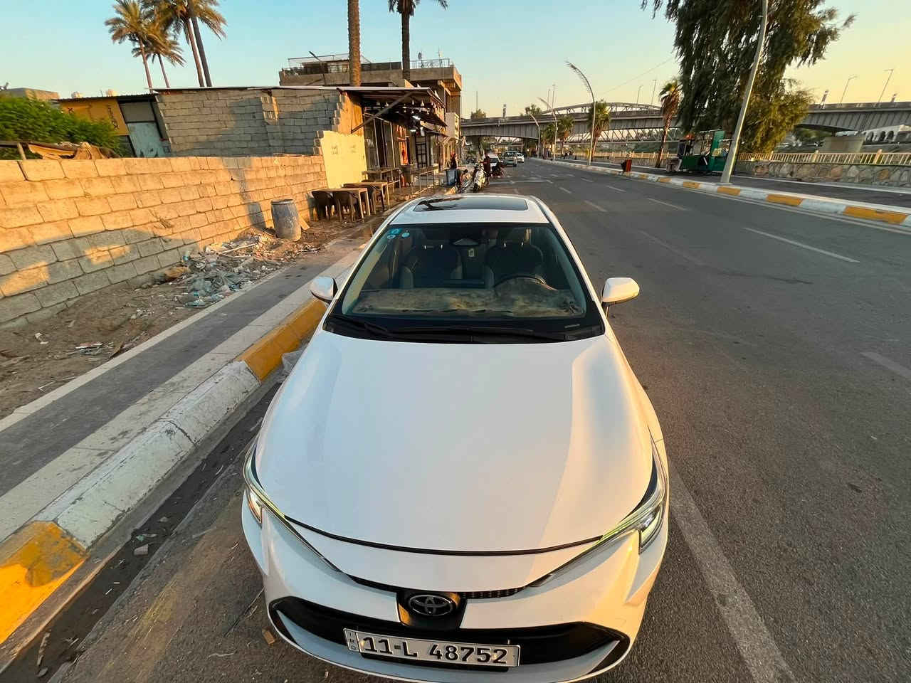 كورلا هايبرد كلين جديده كلين من الشخط ورصعه  ماشي 28  الف جديده سياره على وضعيت الشركه  السعر 148 العنوان ديالى بعقوبه الرقم ***********
