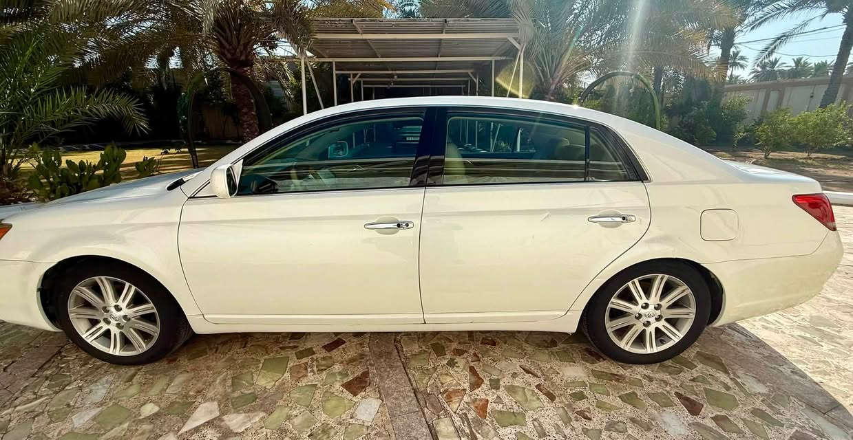 السلام عليكم
افلون 2009 خليجي ليمتد 
كفاله عامه عدا الدعاميات 
بيها بارد كم مكان 
جاهزه من كل النواحي حدادية تايرات منظومة تبريد ماشيه 200 الف كيلو 
رقم كربلاء بأسمي 
السعر 140 ورقه و بيها مجال بسيط
مكانها كربلاء الحسينية
للأستفسار 
***********
***********
