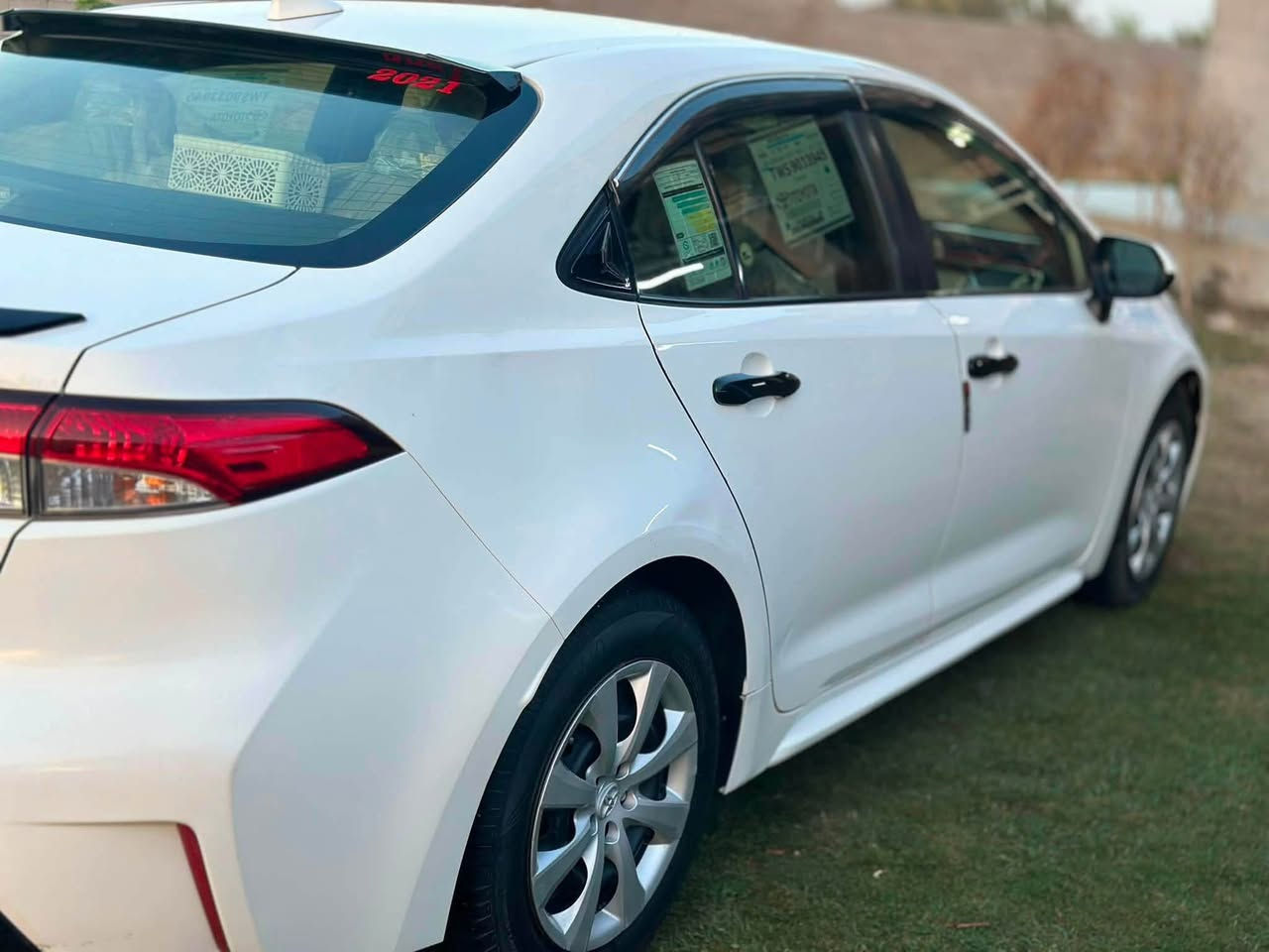 كورلا موديل 20 وارد امريكي 

لون ابيض 

رقم بغداد بسمي 

مكيمه 1800. Le

عداد المسافه 103 كم

حادث امريكه بنيد وجاملغ جهت السايق
مبدلات 

محرك صدر تبريد تايرات باتري ومدوشمه جلد موروني قبل شهرين كله فول 

السعر135$ وبيه مجال بسيط 
مكاني ابوغريب الزيدان 

التواصل هاتف 📞 ***********///***********
