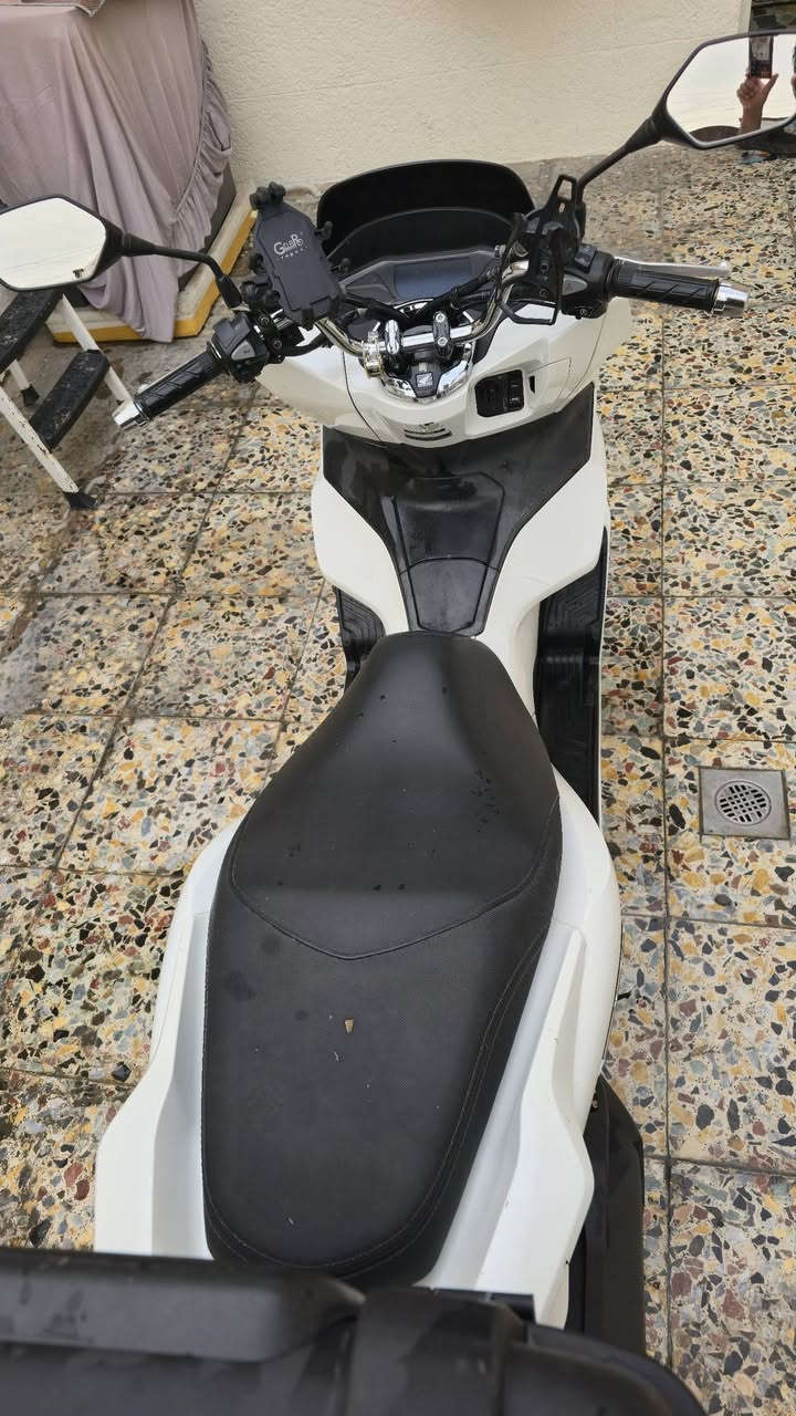 بي سي اكس جيل رابع كوري  كفاله عامه. دراجتي الشخصية من البيت الدوام. ماشيه  18 الف حقيقي
بي سي اكس جيل رابع كوري  كفاله عامه. دراجتي الشخصية من البيت الدوام. ماشيه  18 الف حقيقي 
دراجه كلشي بلاد.  الي يدور نظيف هلا بي.  السوك كلشي بي من نطايح 

السعر ١٨ بيهه مجال الشراي. بياع شراي لا توصلي ابد 
***********
