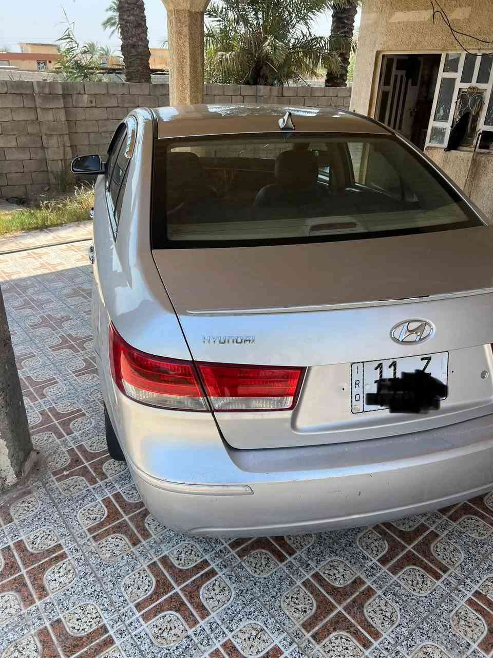 السلام عليكم
للبيع سوناتا 2009 خليجي 

بيها اربع قطع صبغ فقط اثر جراد بدون ضربه 

محرك ٢٤٠٠ دوش

مكاني الدجيل 

***********
