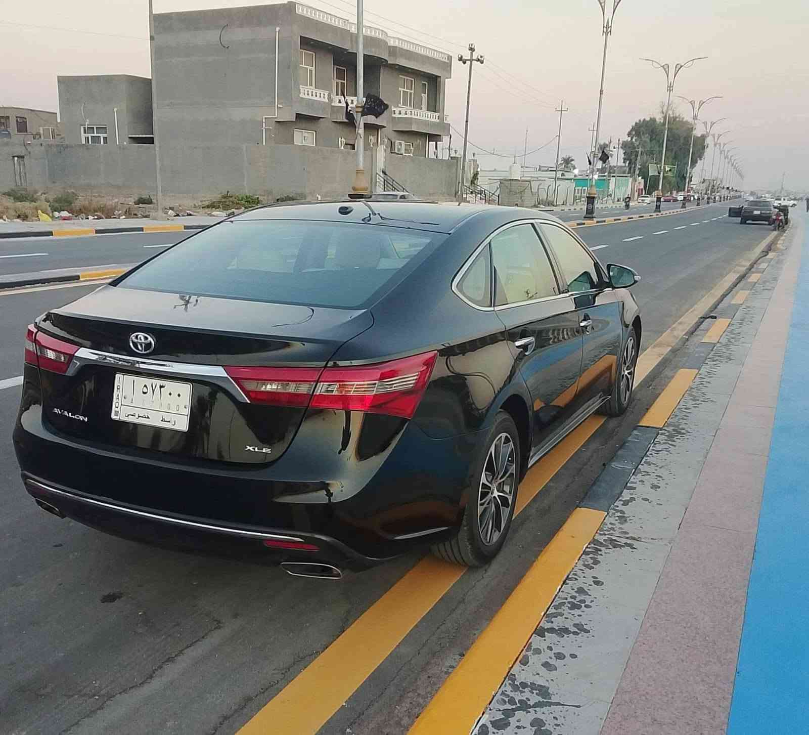 افلون للبيع موديل ٢٠١٨ 
رقم واسط ب اسمي 
مكينة ٦ 
وارد امريكي 
السعر ١٥٠
***********

