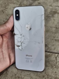 آيفون X • ذاكرة ٦٤ • سماعة ماتشتغل