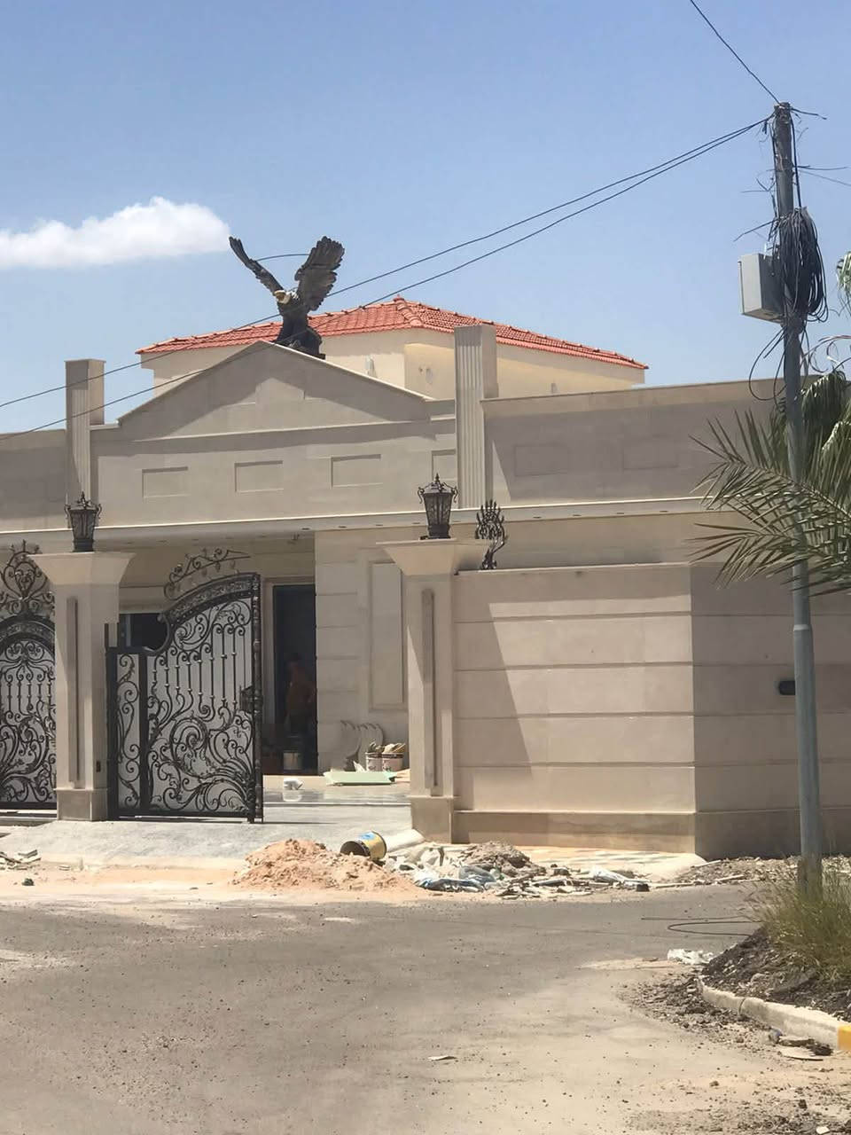 جرب وشوف الجمال يمي وبس 🔥 🔥 

مستعدون لعمل كافة أنواع القرميد في جميع محافظات 🛕🏫🏫🏫🏫🏫🏫
أجعل بيتك أو مضيفك أجمل معنا 
نقدم خدمات فريده في مجال القرميد بفضل خبرتنا وتفاني فريقنا 
للاستفسار تواصل عبر  
📱 رقم واتساب   ***********
ملاحضه : الاسعار قد تتغير حسب الطلب والتقديم

تنورونا بكل حب 🫰 🫰
