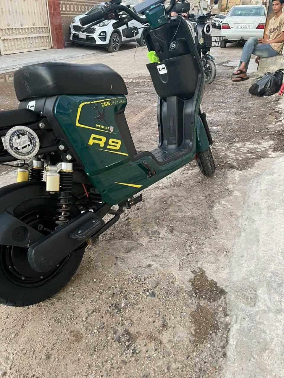 r9 • شحن • بدون بطاريات