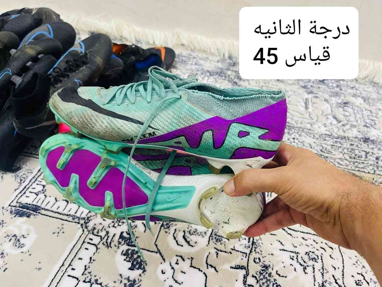 حذاء جديد • درجة أولى وثانية • مقاسات ٤٠٫٥،٤١،٤٢،٤٥