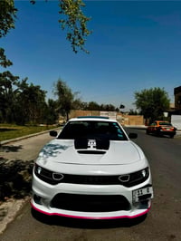 تشارجر SXT بلاس • ٢٠١٨ • حادث بسيط