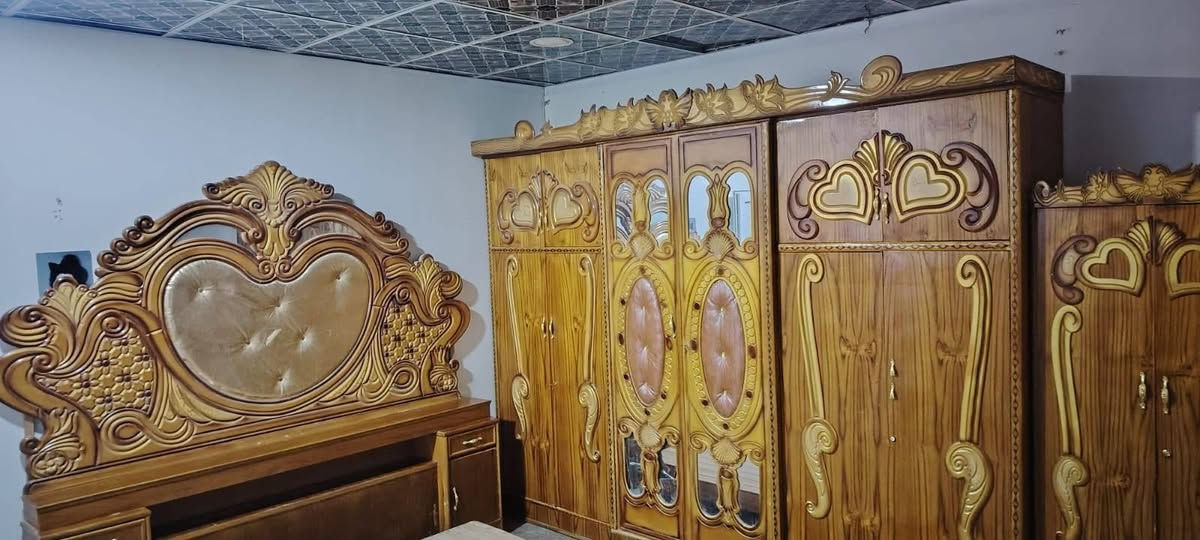 قرفه نوم مستخدمه شي قليل فول نضافه المكان قادسيه
السعر 650 بيها مجال 

رقم الهاتف ***********
