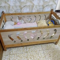 سرير اطفال • خشب/حديد • دواشك
