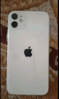 ايفون ١١ • ٦٤ • بطاريه ١٠٠