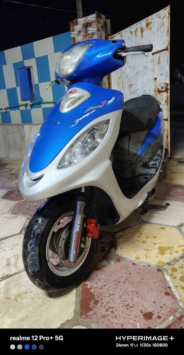 كامكو v2 فحل  موديل 16دراجه رمبه
بگ لايت كرستال
مكفوله كفاله عامه

 مكينه 125
سعر 
مليون و 200وبيها مجال قليل 
للأستفسار ....
***********
