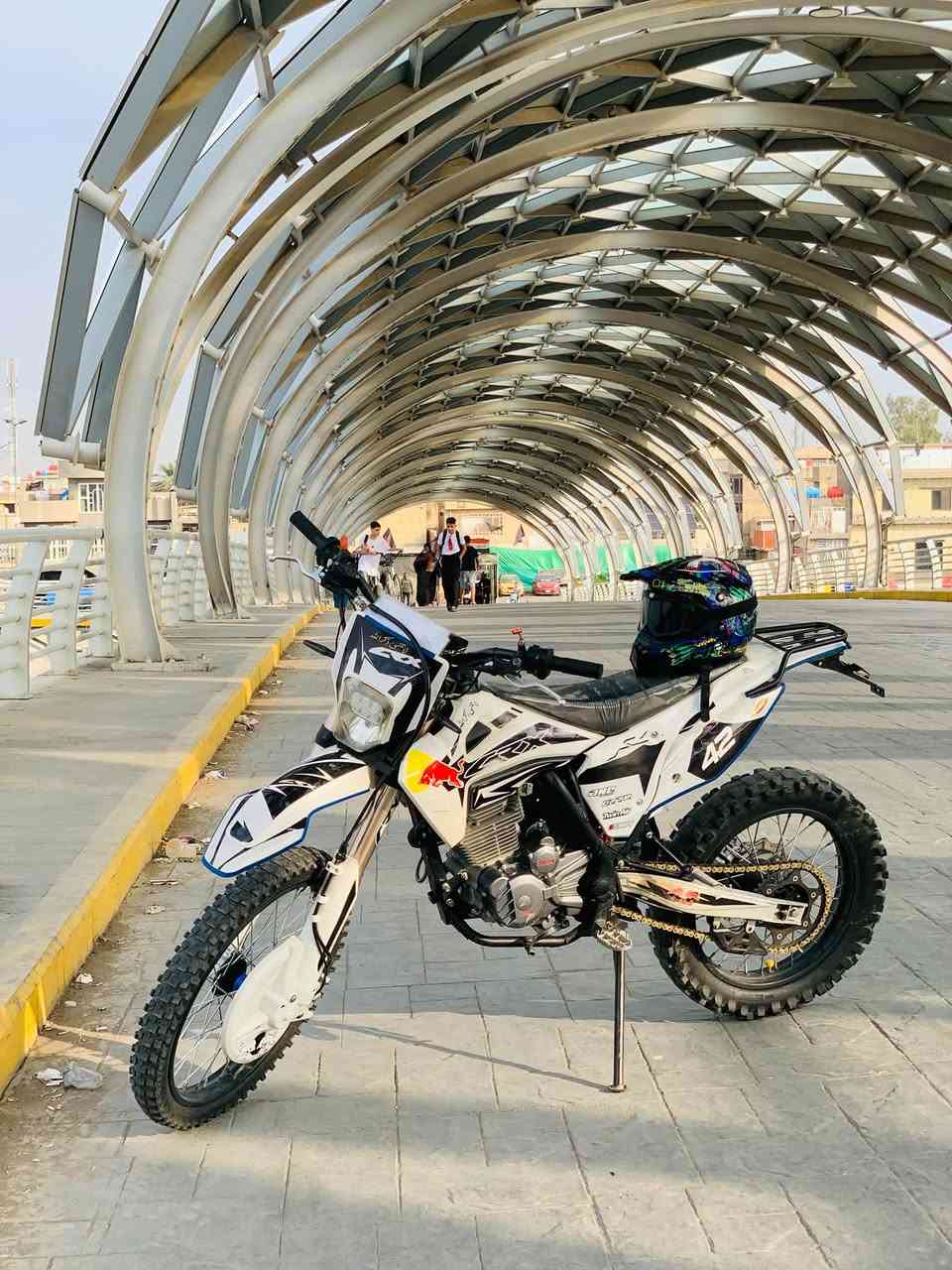 SRX • ٣٠٠ • ٢٠٢٤