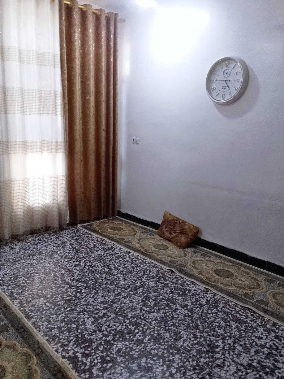 سلام عليكم بيت طابو صرف بيت للبيع بسمي مساحه 100طابقين ونص المكان زين القوس شارع ابو فضل قرب مدرسه الصينيه للاستفسار الاتصال على الرقم الموجود ***********
