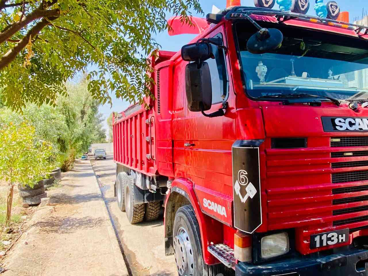 قلاب سكانيا 113 للبيع موديل 95 رقم اربيل لا نفخ ولاصرف  شرط محرك كير تايرات جديد حصة كاز بيها رقم التلفون ***********سنوية إلى 2029
