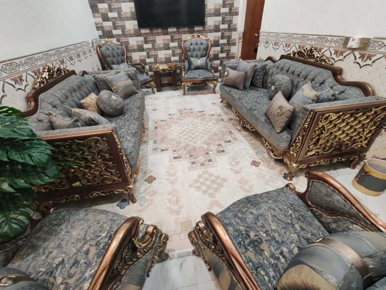 مشتمل مساحه 100متر طولاني طابقين للبيع البيت مفول تفول
المكان: الفلاحيه ثاني فرع من شارع 20قرب سده الفلاحيه
السعر: مطلوب مبادره 80 تسديد شهري 400الف وتنطي مقدمه 55 وقابل للتفاوض
للاستفسار الاتصال على
***********
