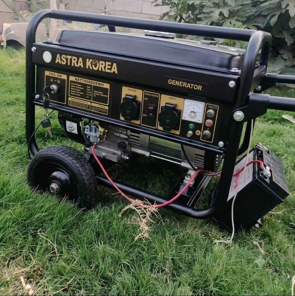 مولد منزلي للبيع
مولد منزلي ASTRA KOREA – AST7000DXEWH للبيع، بحالة جيدة ومُستخدم سابقًا.
🔹 المولد متروك منذ فترة ويحتاج فقط إلى إدامة وصيانة بسيطة قبل التشغيل.
🔹 الهيكل والإطار بحالة جيدة.
🔹 مناسب للاستخدام المنزلي.
🔹 البيع كما هو موضح بالصور.
السعر225
***********
