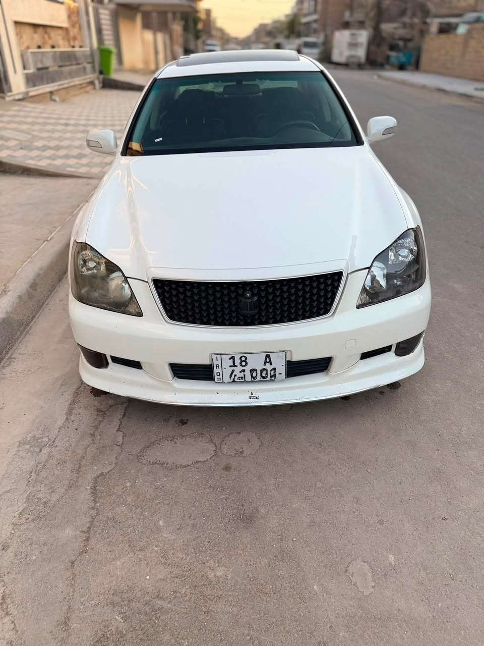 كراون شاهين ٢٠٠٦ قرار ١٠٢
رقم بابل باسمي 
مواصفات اثليت داخل اسود 
شاصي ١٨٠ مكفولة من الكص 

السعر ١٥٥ ورقة وبيها مجال 
للاتصال : ***********

