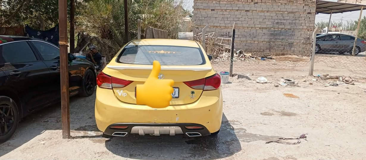 سلام عليكم البيع هونداي إلنترا موديل 2014 وارد خليجي بيها جاملغ امامي فقط بدون دواخل ولباقي مكفولة كفالة عامة فول مواصفات فتحه تحكم ستيرن كأمره حساسات نضام يكو تصادي داخل بيجي سيارة جديدة وجاهزة من كلشي تبريد ثلج تخم تاير كير ومكينة 1600 دوش مكفولات سنوية صاقطه شهرين  لاستفسار علا رقم***********
مكلف بل نشر لاتصال فقط
