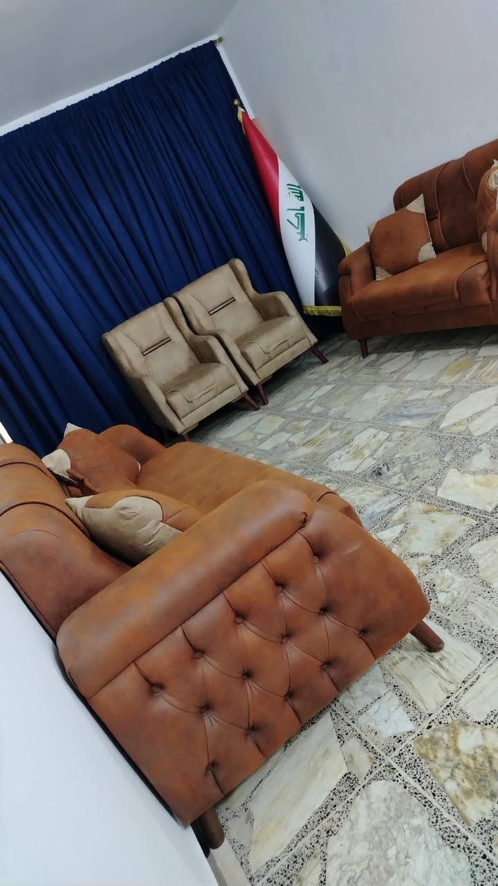 تخم تركي مودرن 9 مقاعد سبرنك طبي قماش وتر بروف اخو الجديد استعمال قليل للاستفسار ***********
