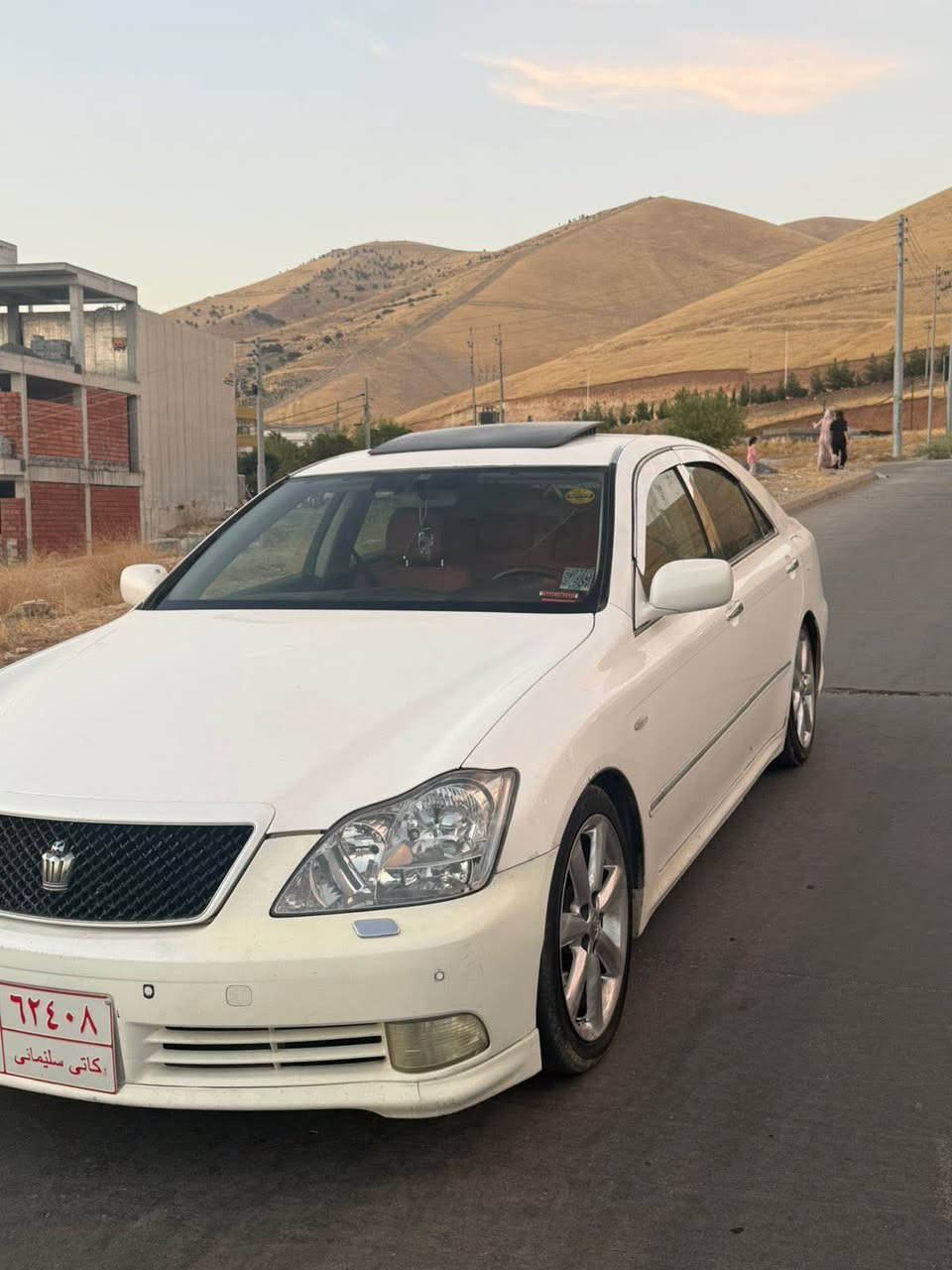 شاهینە سپۆرت ٢٠٠٥ مووس مووس مەکینە ١٨٢ گێڕو مەکینەو کارەبای و تەقەو ڕەقە بەشەرت ٣ دووگمە کوشن جلد ناو قەیسی ناوی هەتابڵی جوانە بەس شوین موسەکانی بۆیاخە مەکینەی برخوی نەکراوەتەوە 
کامل مەسرەف کراوە کۆدو پلێتی بۆ وەرگیراوە 
سەیارەکە ماڵی دۆستە شوین سلێمانی سعری٦٨گەڵاو 
مەجالێکی زۆر کەم ز.م *********** Singapore
