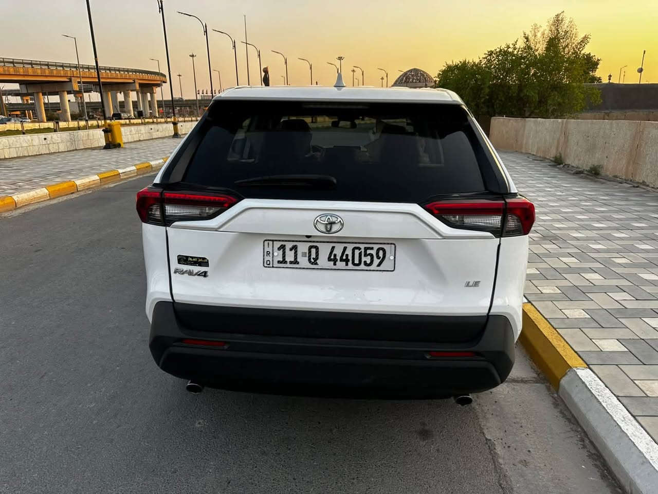 راف فور 2023 بانزين
ماشية 42 الف
السعر 195$
 الضرر و السونار مرفق بالصور 
***********
