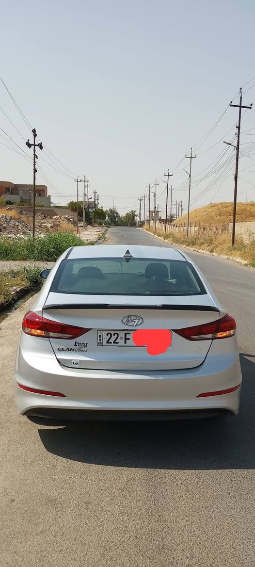 النترا 2018
فول بدون سلايت
بصمه
تحكمات ستيرن 
كشنات هيتار 
رقم اربيل 
نقطه عمياء 
عالي زينون 
دخول ذكي 

الضرر
مبدل الباب وره السايق 
وشبر بل جاملغ جوه قبق البنزين 
بدون دواخل

رقم ***********
العنوان الموصل الامن
