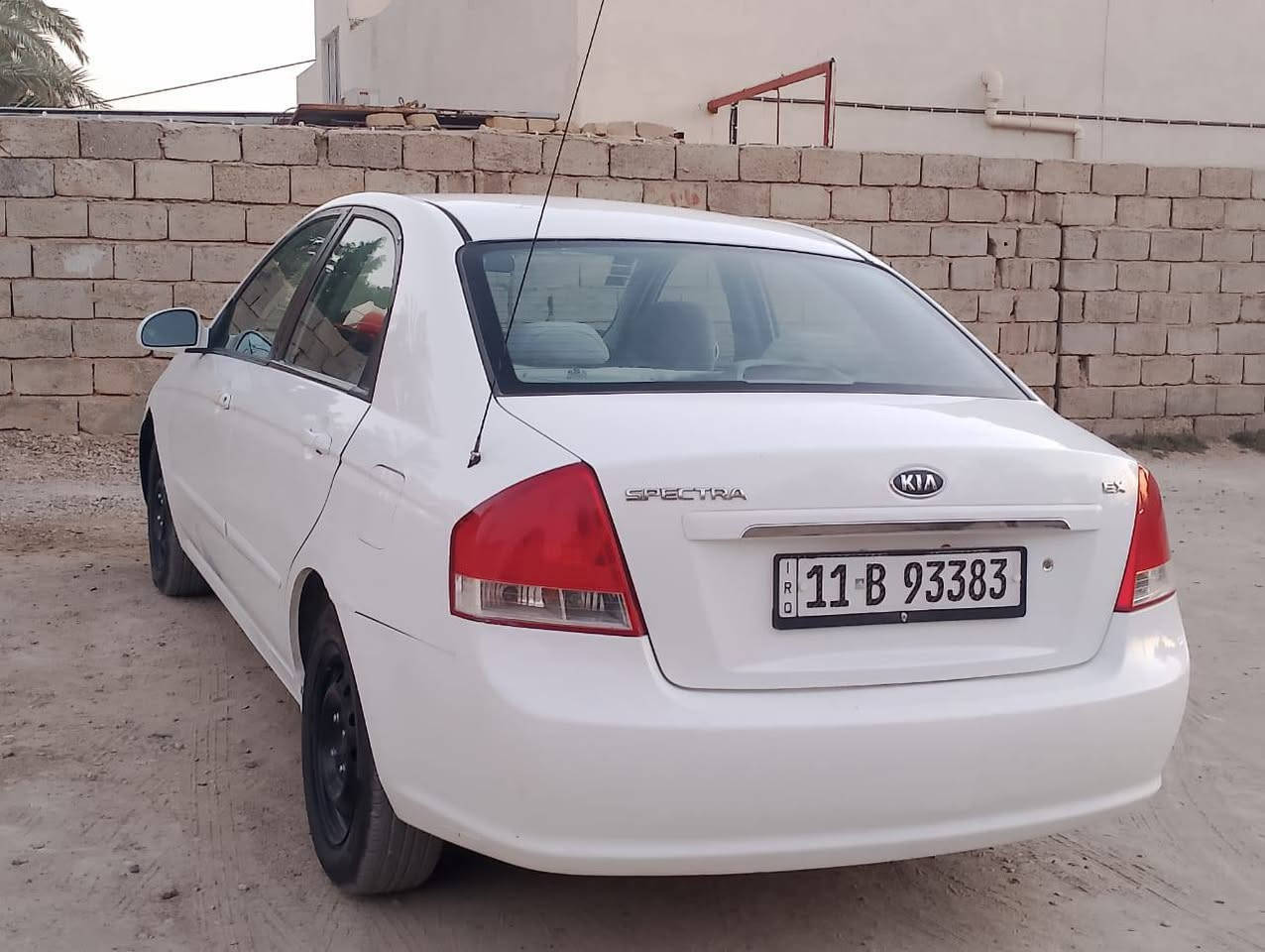 سبكترا 2009 رقم بغداد محرك2000
قطعتين صبغ بدون دواخل
محرك كير تبريد مكفولات
حداديه وتخم تاير جديد 
السيارة جاهزه السعر 84
للاستفسار***********
