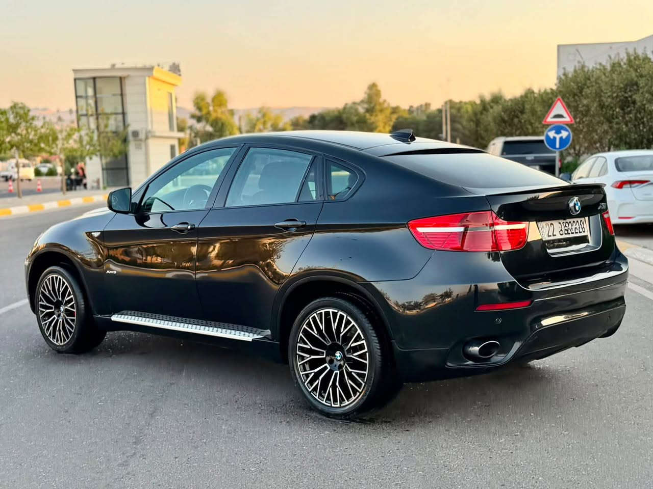 بي ام X6 • ٢٠٠٨ • فول مواصفات