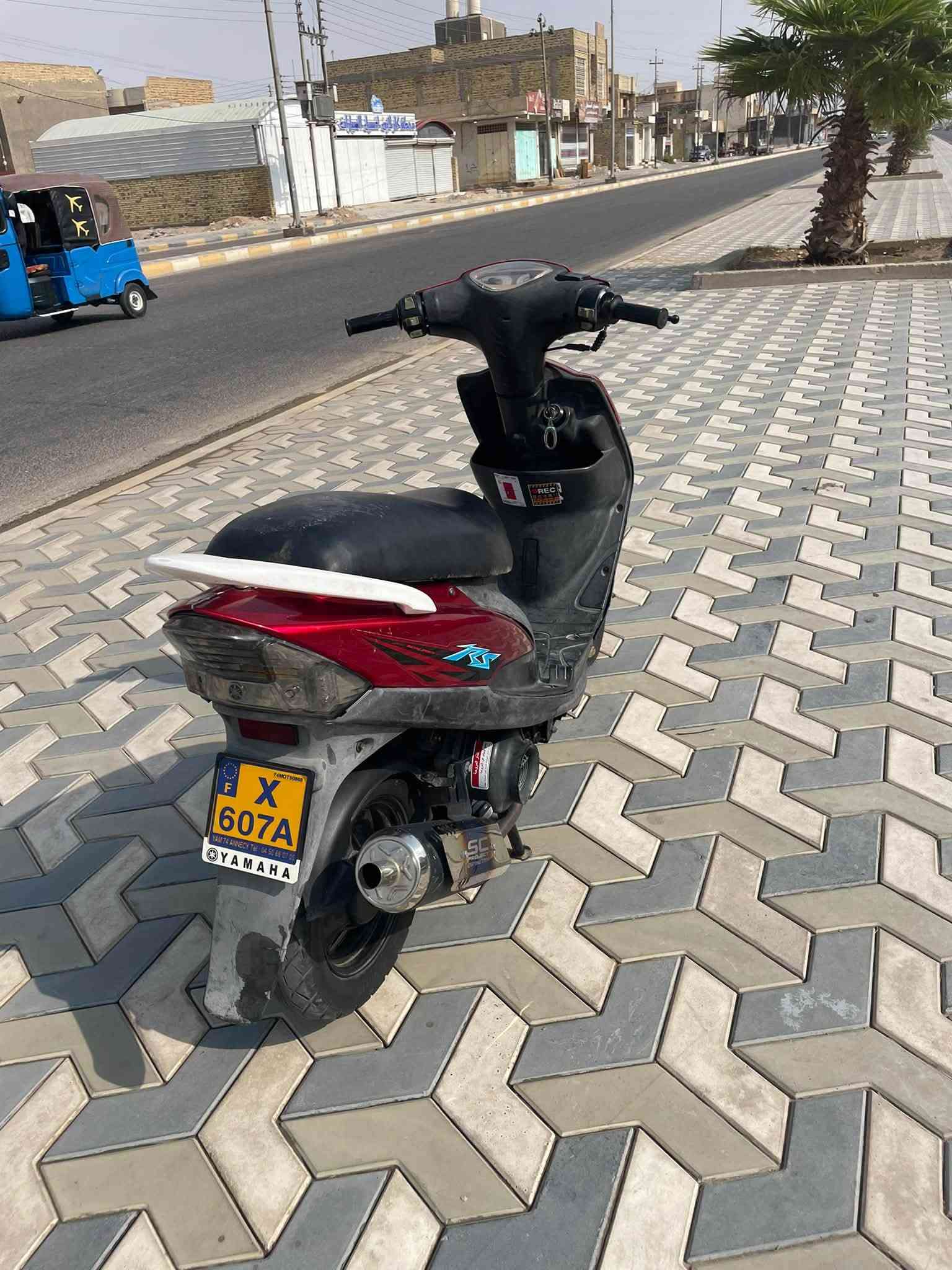 مرححبا
ماكس عدله
كلها بلاد منطول للطول 
مختمه منلايت للبكلايت
وشغاله ع اخر حبايه
دراجه حلوه وعدله. 
سعره ٧٥٠…؟ 
العنوان العرضات فلكة القاضي 
اتصل ***********
