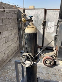 مكينة لحام CO2 • ٢٥٠ • قنينة غاز