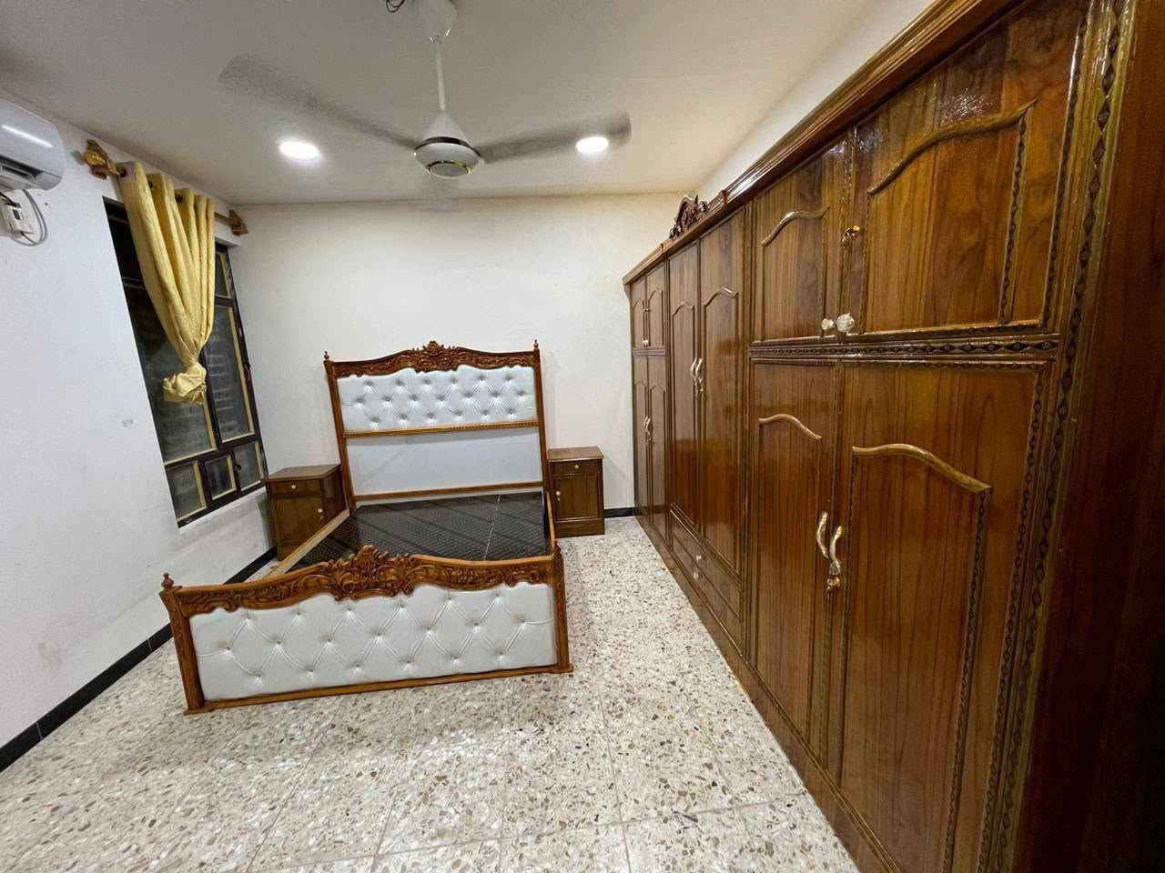 مليون و200
الحجز واتساب ***********
