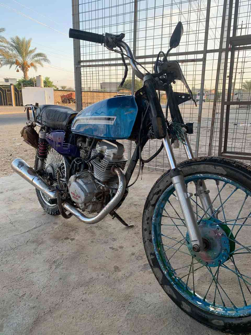 بيع او معارض حته اذا نطي فرق ماطور ايراني خمس تسعات مال شغل ويل ورا جديد تاير كدام جديده شغل ومشي بغداد بصره دهوك 
السعر ١٢٥ بي مجال 

***********
