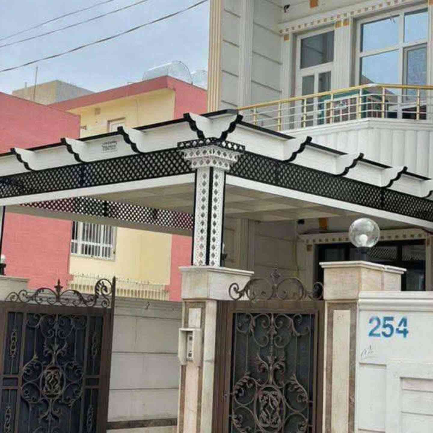 معمل عمرو التميمي • ابواب وشبابيك • بالتقسيط