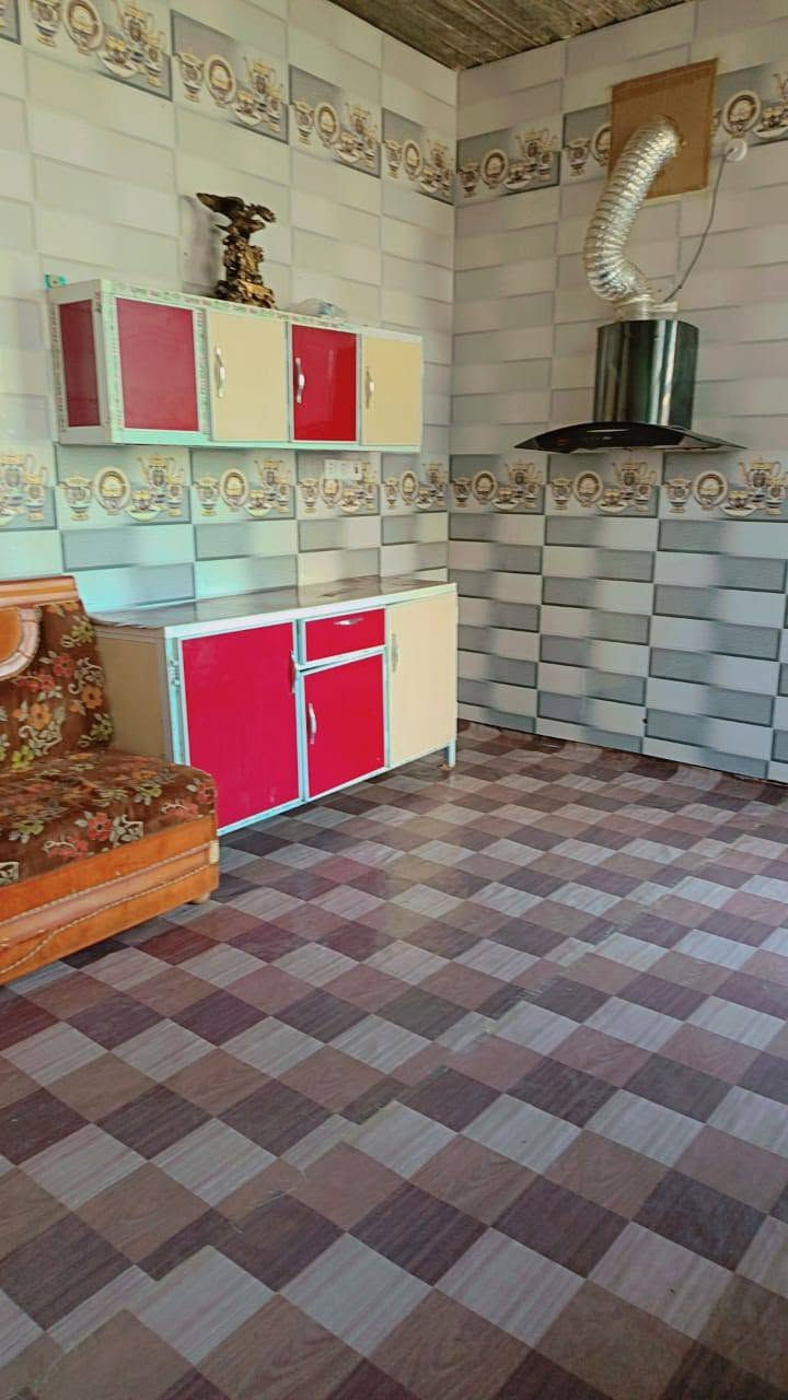 تفاصيل البيت
طابو زراعي سند ٢٥
المساحه ١٩٠م واقع حال
الواجهة ١١ والنزال ١٨
الموقع حي الصحه خلف المسبح الأولمبي
يتكون من طابقين
الطابق الأول غرفتين نوم ومطبخ وصاله مفتوحه على الهول ومجمع صحيات عدد ٢ داخليه وخارجيه
الطابق الثاني غرفتين نوم وهول ومجمع صحيات
البيت كامل من جميع التفاصيل البناء ما عدا الارضيه البيت  والواجهيه
السعر ١٤٥ مليون  للتواصل هذا الرقم ***********
