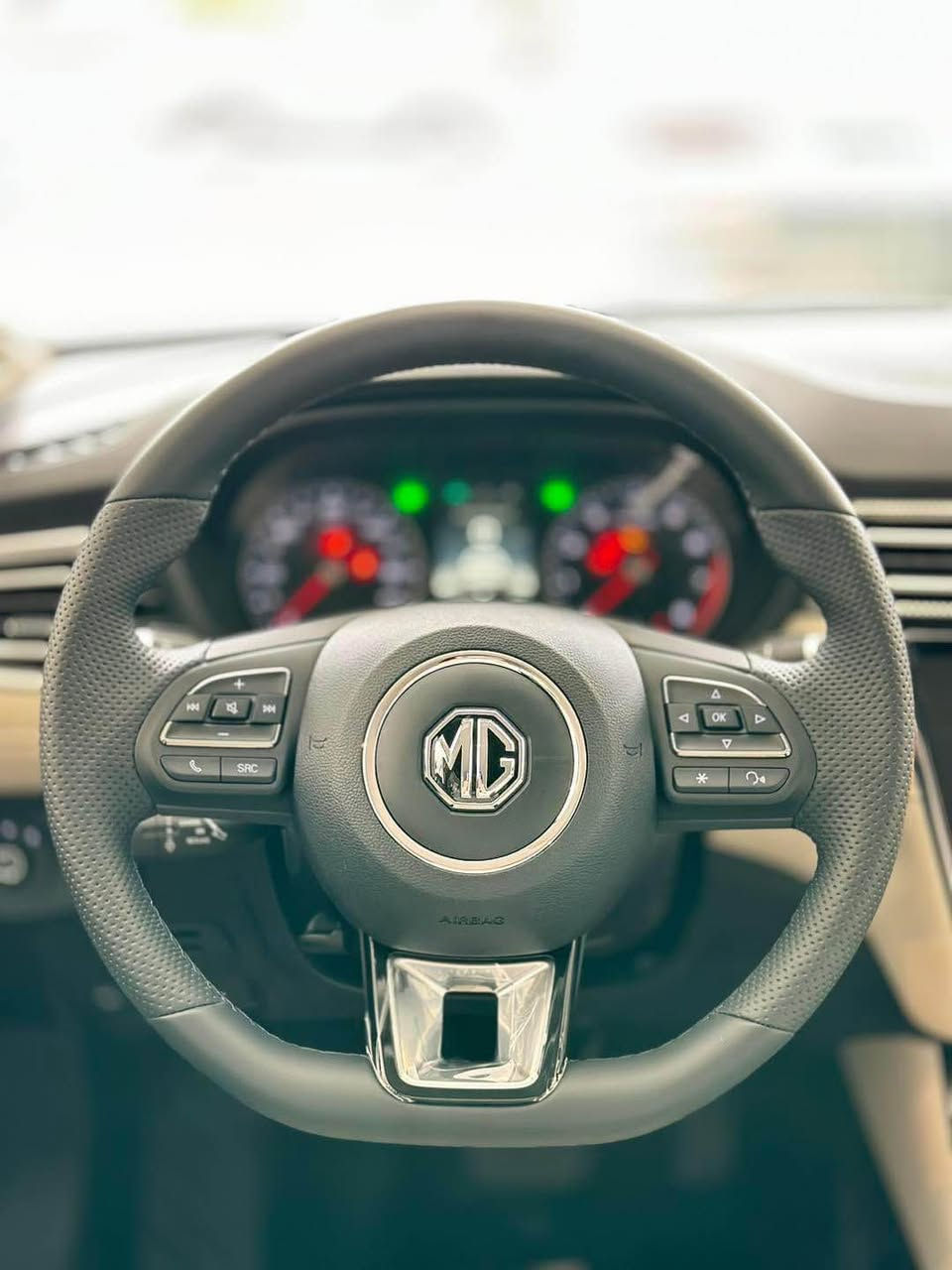 mg 5 2026
به دوو ره نگ به رده سته تازه ترين وه جبه ي ئيم جي ٥ مؤديل ٢٠٢٦ به رده سته
*********** السليمانية, العراق
