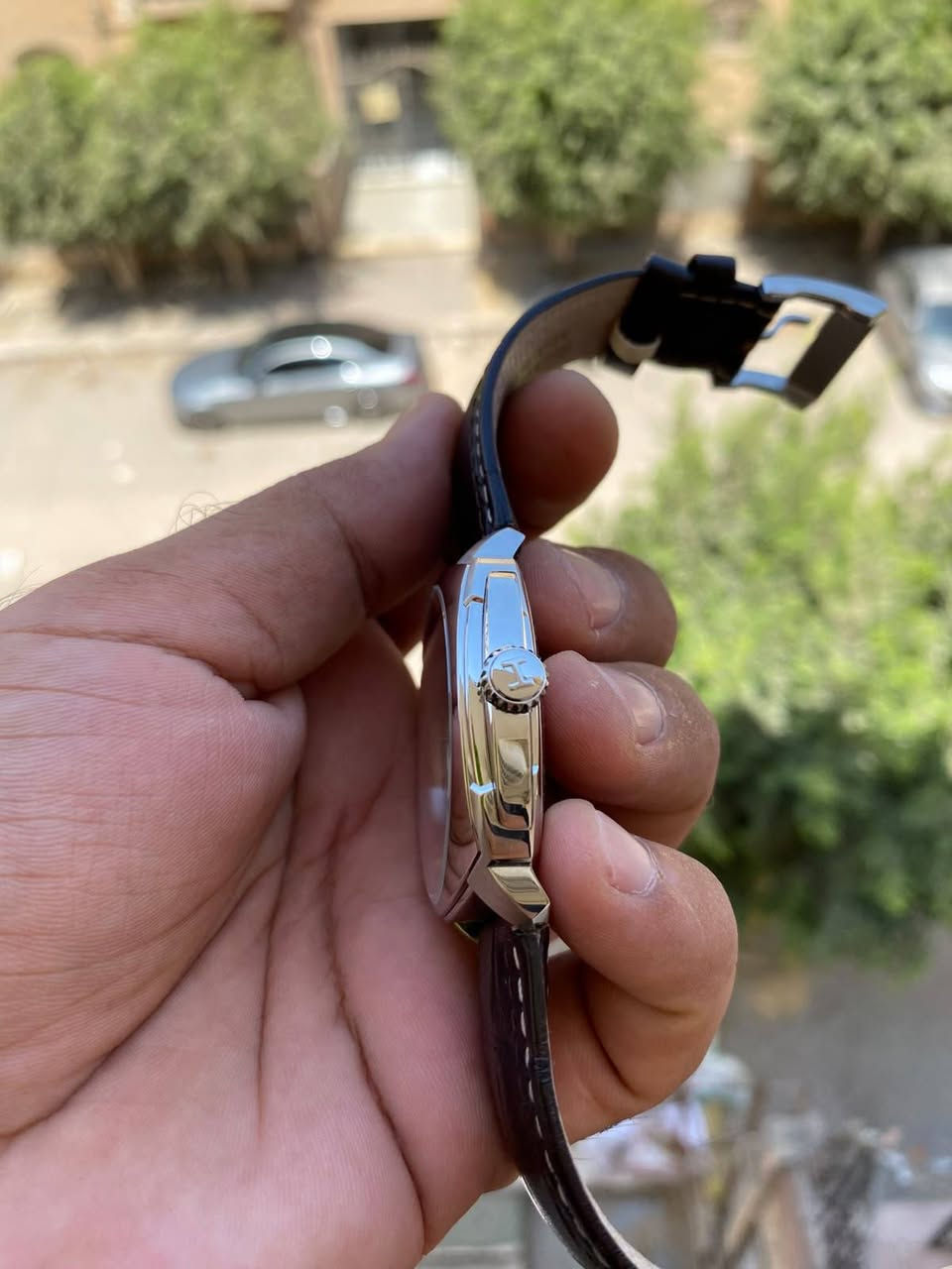 أجمل إصدارات هاميلتون رسمي قطر 43 اوتماتيك ضهر كشف الحاله كالجديد كامل مرفقات.. ***********
