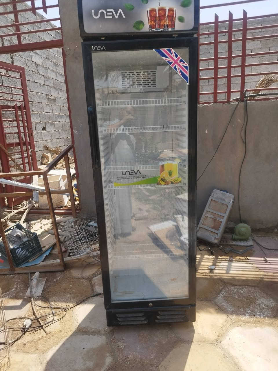 براد جديد مستعمل قليل جدا 
سعره 350 قفل 
المشخاب *********** واتساب

