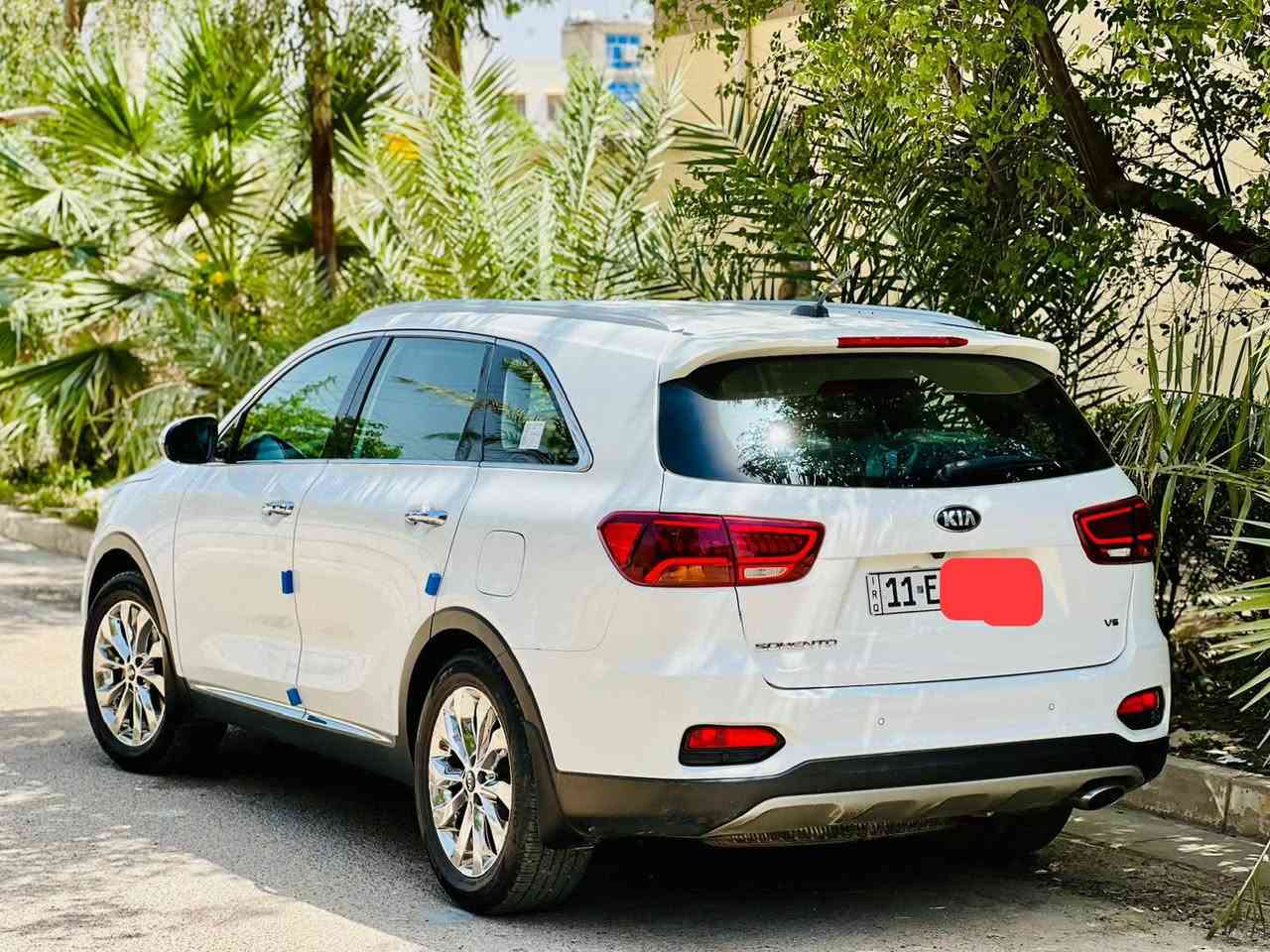 سورنتو 2019 خليجي 3 عدسات مكفولة من كلشي رقم بغداد بسمي
سعرها 229 وبيه مجال 

مكاني سورنتو 2019 خليجي 3 عدسات مكفولة من كلشي رقم بغداد بسمي
سعرها 220 وبيه مجال 

مكاني ناصريه ***********

مواصفات السيارة معروفه 
ماشيه : 86 Km 
محرك 6 سلندر 
بصمه
سايد بريك بصمة
شاحن وايرليس
شاشه كبيره بلاديه 
كشنات جلد 
نظام car play& Android
حساس امامي خلفي 
3قطع تبريد
لد امامي مع تشغيل
كروس سرعة
سبعه راكب
ويل كب كروم
بصمه تشغيل وابواب 
مري شفط واشاره بالمري 
كاميرا دواره
بردات بلاديه 
فول تحكم استرن 
اربع انظمه قياده  Sport  ،eco ،comfort   ،smart تشغيل
كروس سرعة
سبعه راكب
ويل كب كروم
بصمه تشغيل وابواب 
مري شفط واشاره بالمري 
كاميرا دواره
بردات بلاديه 
فول تحكم استرن 
اربع انظمه قياده  Sport  ،eco ،comfort   ،smart
