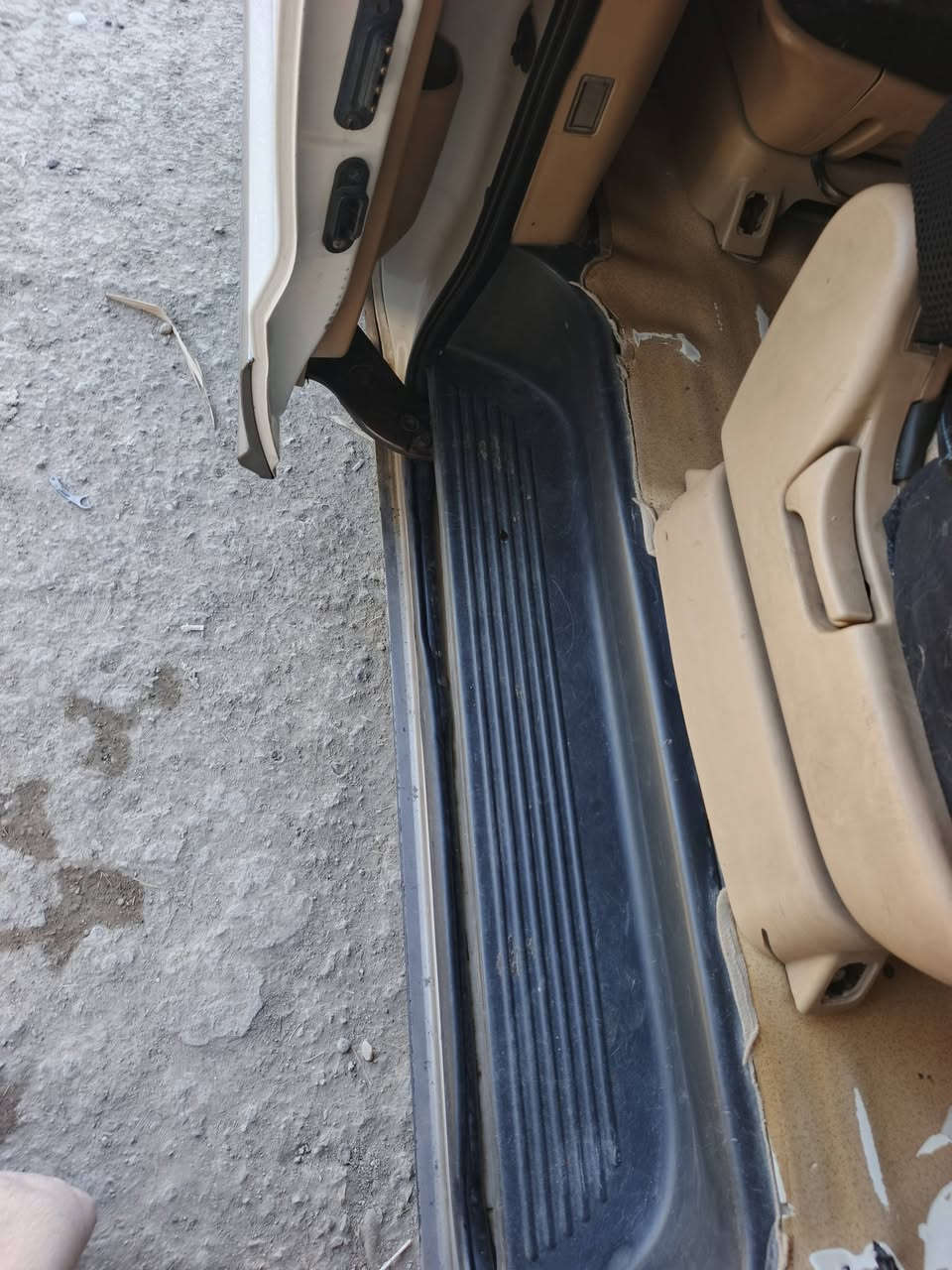 يا الله استاركس موديل 14 محوره مسكر أوتو  مكينة 7 كفالة عامة  ماعده الجاملغ الامامي الأيسر مبدل والما تبقا سونار جاهزه من كلشي رقم انكليزي قادسية بسمي مكاني بابل الدبلة استفسار ***********
