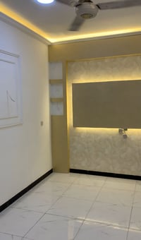 ١٠٠م • مدخلين • مطبخ معزول
