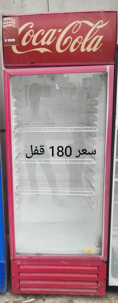 ثلاجات • موقع سايدين • زجاج مكسور