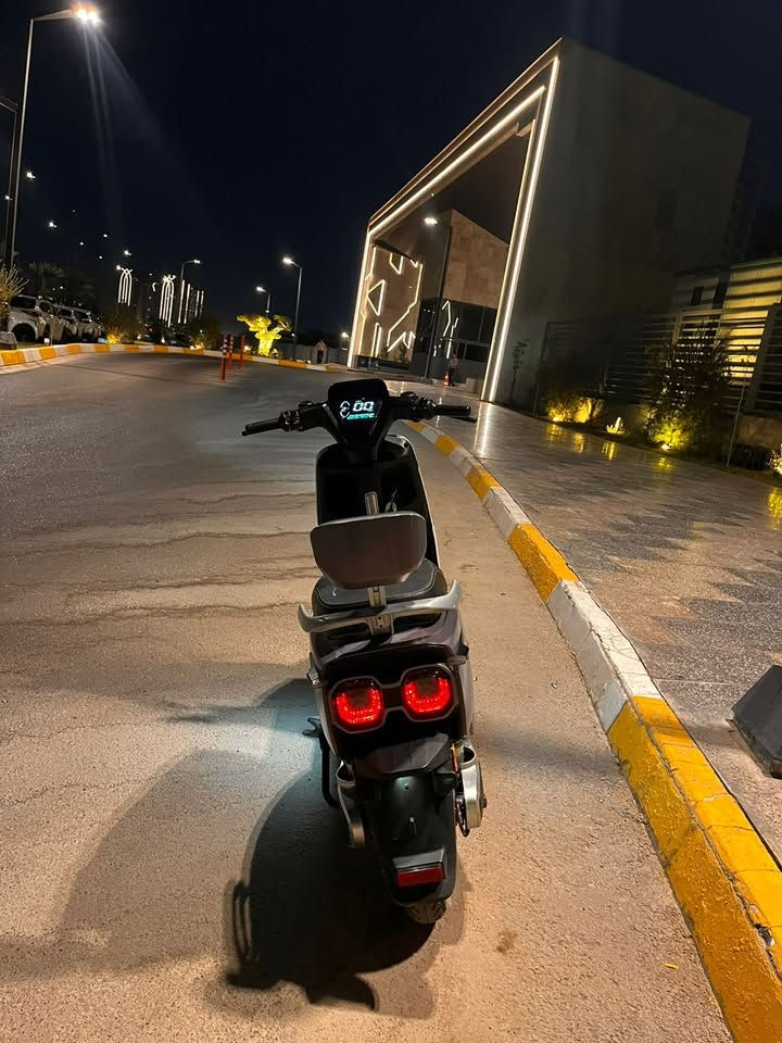 سلام عليكم دراجه شحن ام عيون ريان اخر موديل اخت الجديده الدراجه خير من اللّٰه تمشيك 50كيلو بالشحنه الوحده نضام بارك بيها ملفها 2000 نحاس حقيقي مستخدمه 3اشهر فقط بحيث تاخذها مني تترحملي مابيها اي نقص تشغل وتطلع السعر 650الف وبيها مجال مكاني بغداد
للاستفسار ***********
