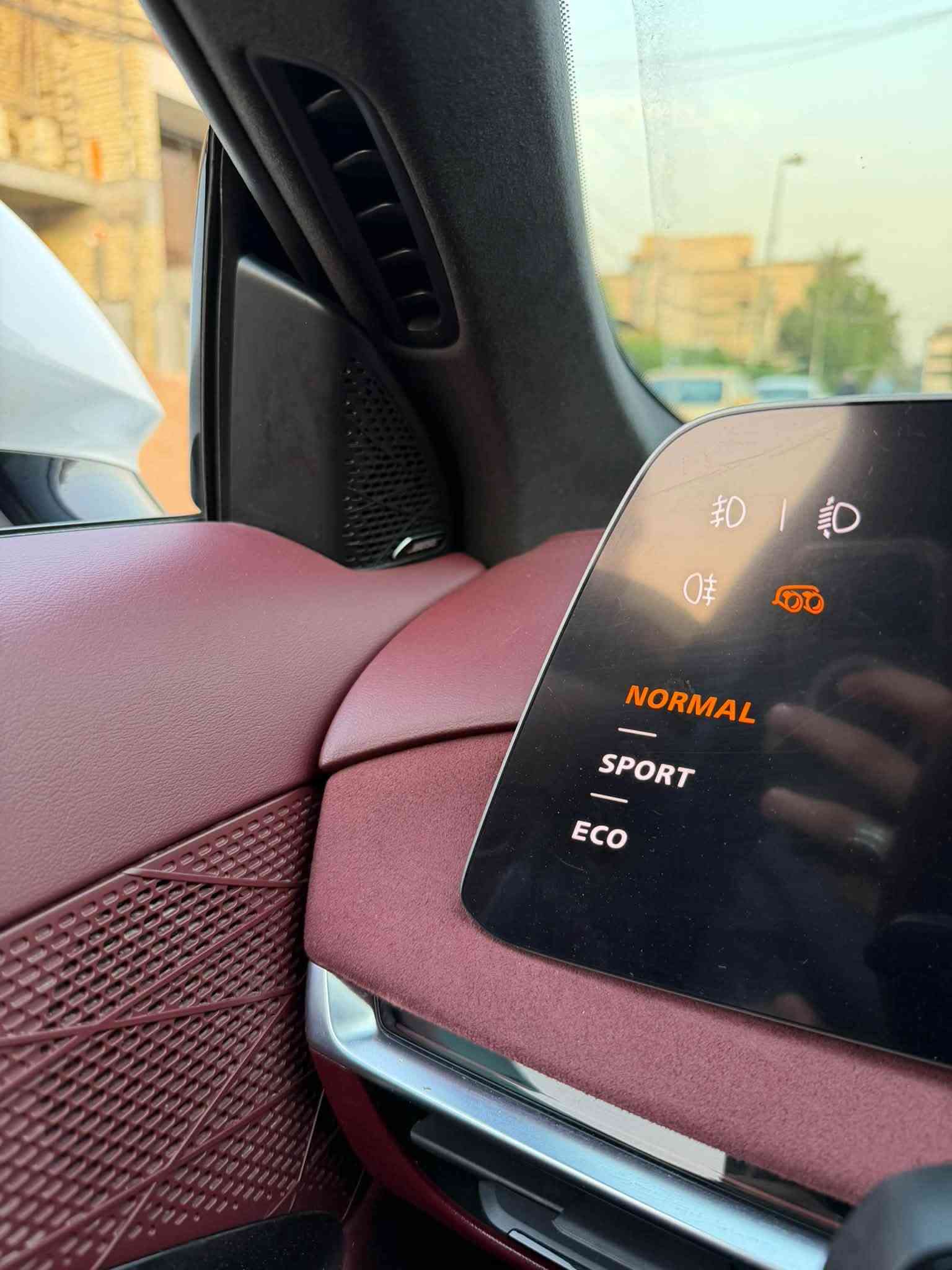🔥🔥 MG 7 LUX 2024 | 2.0 TURBO 🔥🔥
💥 محرك 2.0 TURBO
💪🏻 261 حصان
🔥 405 نيوتن.م عزم
⚙️ گير أوتوماتيك 9 سرعات
🚘 دفع أمامي
✨ فل أوبشن LUX:
✅ فتحة سقف بانورامية
✅ جنوط رياضية 19 إنش
✅ مقاعد جلد
✅ مقاعد كهربائية
✅ شاشات رقمية
✅ شاشة وسطية كبيرة
✅ نظام صوت BOSE 🔊
✅ شحن لاسلكي 📱
✅ دخول وتشغيل بدون مفتاح
✅ شنطة كهربائية
✅ كاميرات 360°
✅ حساسات أمامية وخلفية
✅ إضاءة LED
✅ إضاءة داخلية Ambient
🛡️ أنظمة أمان ومساعدة متطورة:
✅ 6 Airbags
✅ Blind Spot
✅ Adaptive Cruise Control
✅ Forward Collision Warning
✅ Automatic Emergency Braking
✅ Lane Departure Warning
✅ Lane Keep Assist
✅ أنظمة ثبات وتحكم إلكترونية
السياره ماشيه 24 الف كيلو
السياره نضيفه وجديده شخط مابيه مكفوله من التبديل والبارد والصبغ بيه فقط رصعه بالجاملغ الامامي ترهمpdt
السيارت رقمه سليمانيه ومضلل
بيه كتاب تضليل من مرور سليمانيه
📩 للاستفسار ***********
📍 الموقع: بغداد
💰 السعر: [227$
