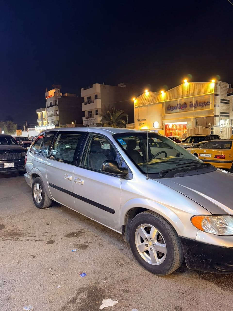 السلام عليكم من رخصه الادمن دودج كرفان 2007 محرك 3300 شاصي طويل كراسي بلع تخم تاير نضيف كهربائيات كله شغاله تبريد ثلج بيها مكانات صبغ للجماليه  سعر 65 وبيه مجال رقم الهاتف ***********
مكان بغداد 
السلام عليكم من رخصه الادمن دودج كرفان 2007 محرك 3300 شاصي طويل كراسي بلع تخم تاير نضيف كهربائيات كله شغاله تبريد ثلج بيها مكانات صبغ للجماليه  سعر 63 وبيه مجال رقم الهاتف ***********
