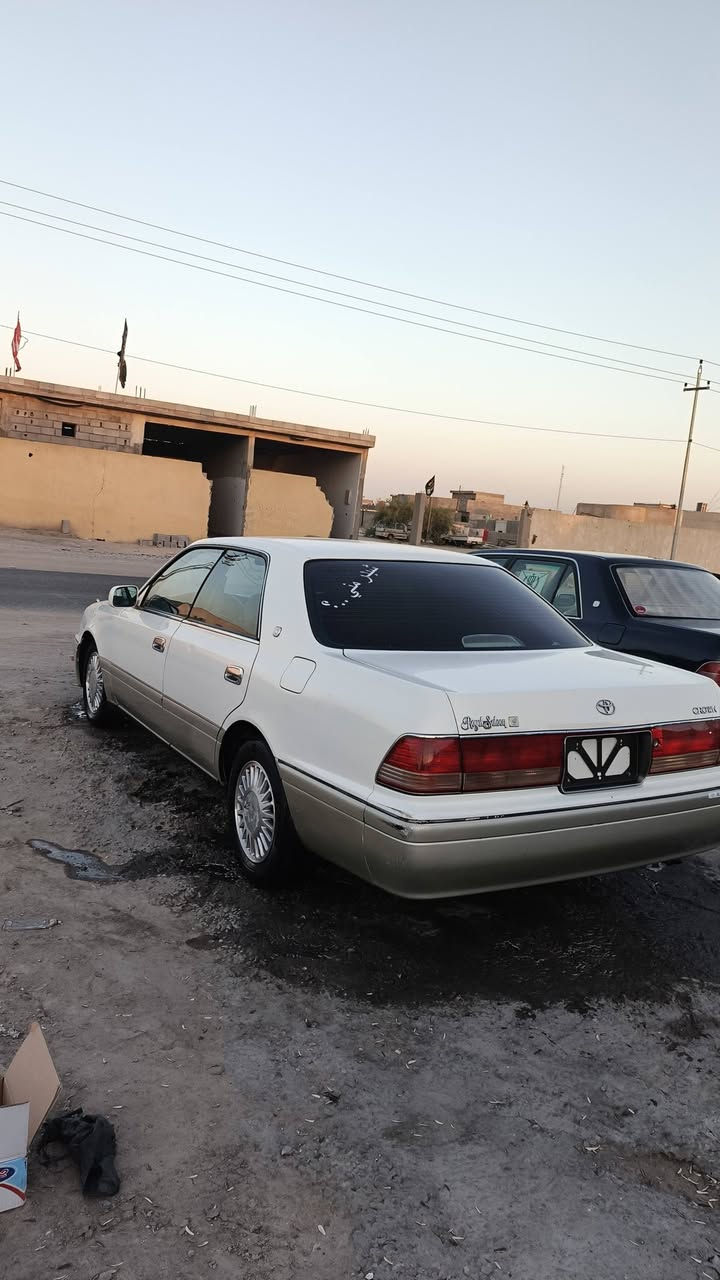 السلام عليكم رأس الثور فلات موديل 1997
السياره فول مواصفات فتحه جنج ١٢ كرستال أصل عينه ليزري ويل ليزري 
السياره ما ناقصها شي 
بيها كفر جاملغ خلفي صفحة سكن مبدل يابان 
محرك ٣٠٠٠ فيشتين خير من الله وما ملعوب بي
رقم بصره بسمي سنويه ٢٨ 
ما ناقصها شي السياره خياس ما بيها مال جناي
السعر ٩٥ وبيها مجال حك الجيه 
مكانه بصره زبير
رقم الهاتف: ***********
