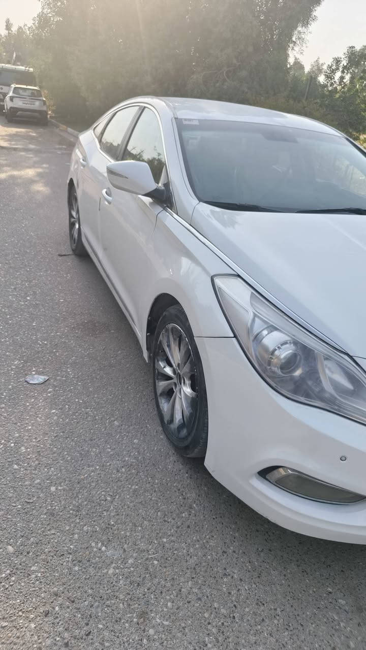 ازيرا 2013للبيع خليجي
بأسمي سنويه لل٢٩ مكانهه بغداد الشعب

محرك 3300 شاده جديد

كير ممتاز
 خطين وقود غاز بانزين

تبريد ثلج 

كشنات كهرباء

مري شفط

اشاره ترحيب

كهربائيات مابيه نقص

بردات جانبيه

برده خلفيه كهرباء

بيه چامرلغ الايمن مصبوغ ومبدل بنيد 

السعر ٩٠ 

للاتصال واتساب***********
