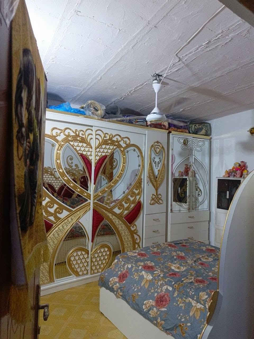 السلام عليكم
دار للبيع مساحه 100متر أساس تجعيب بناءً بلوك السكف عكاده يحتوي على غرفه وصاله ومطبخ صحيات داخليه  السعر( 18)مليون وبي مجال 

العنوان :النجف الاشرف/ شارع المعمل/ فرع صيدليه الخنساء

للاستفسار مكتب المهندس

***********

***********
