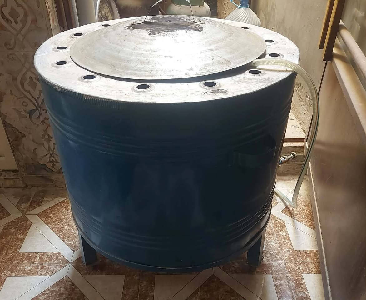 تنور غاز جديد مستخدم شهرين السعر 45 الاتصال على الرقم ***********
