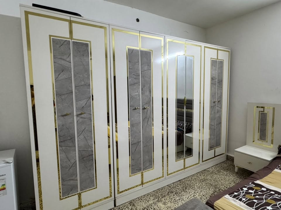 غرفة صاج • ٨ قطع • نظيفة